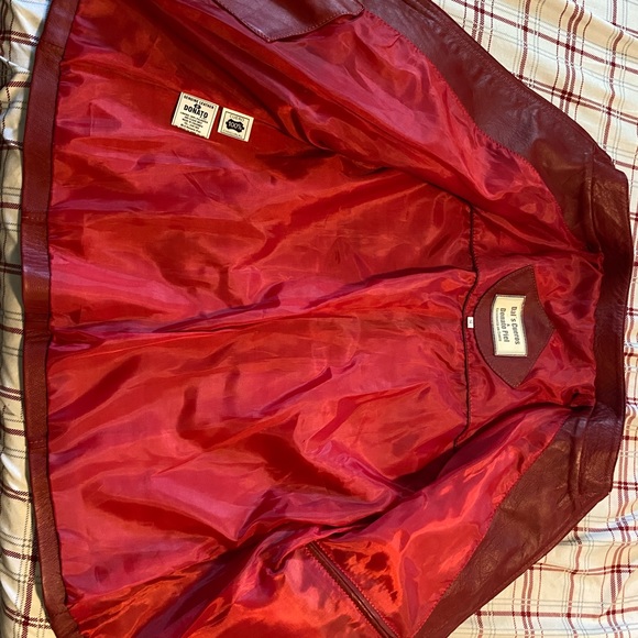 Women’s Genuine Leather Jacket - Picture 3 of 3